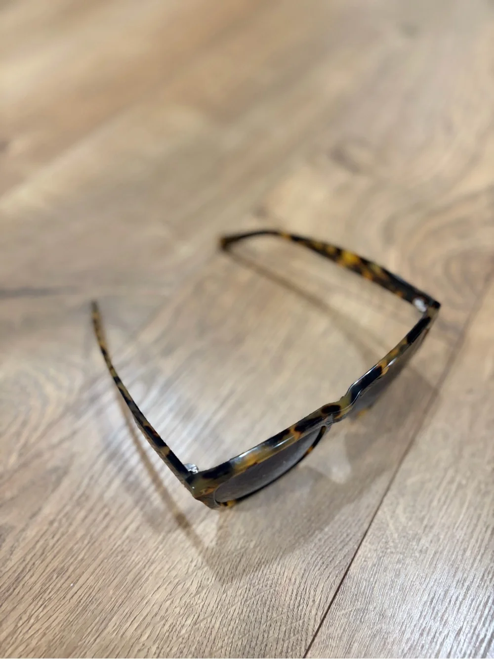 Illesteva Tortoiseshell Square Sunglasses with Dark Gray Lenses